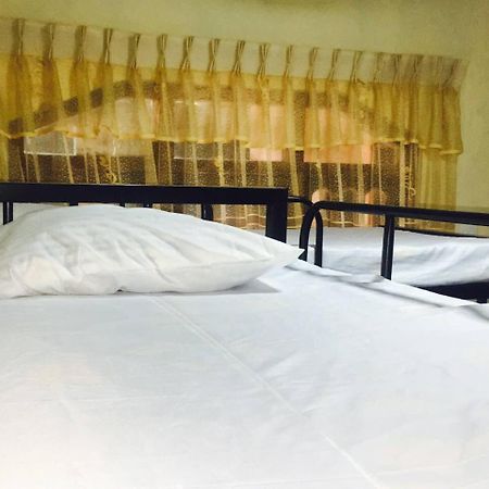 J Hostel Kandy Kültér fotó