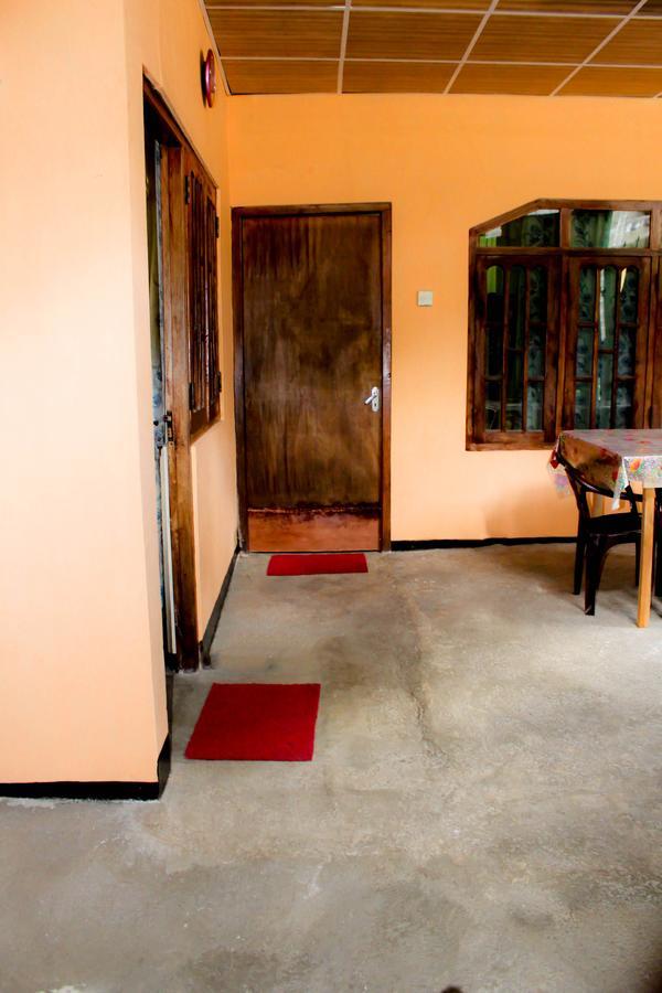 J Hostel Kandy Kültér fotó