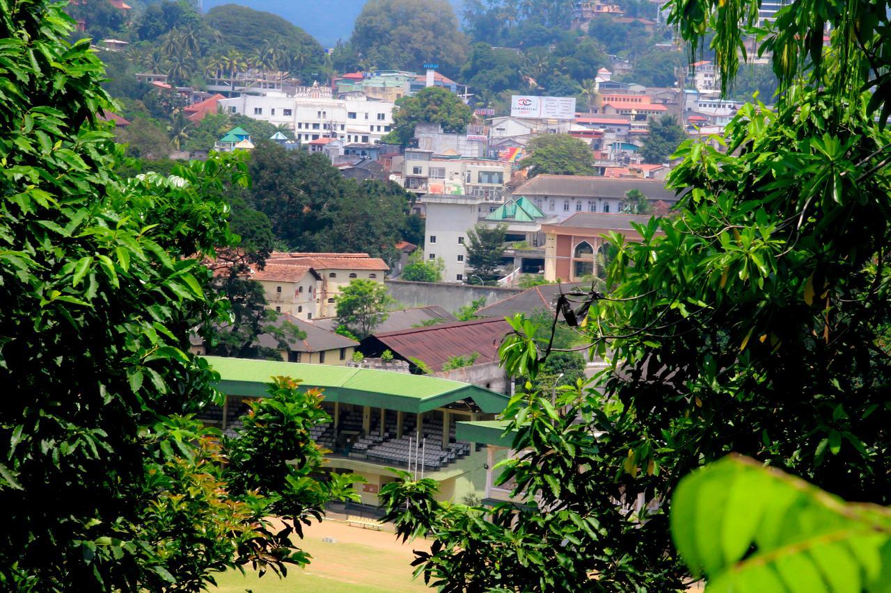 J Hostel Kandy Kültér fotó