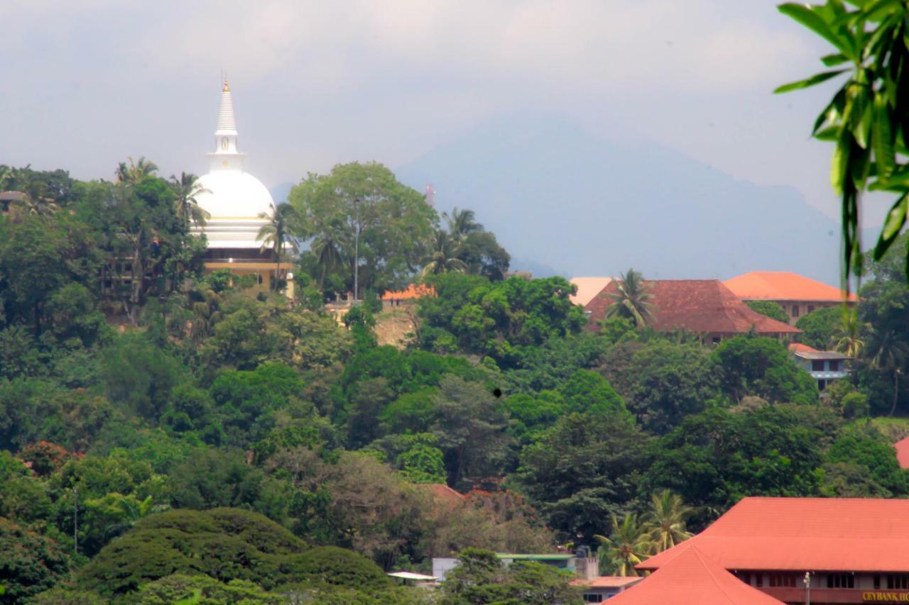 J Hostel Kandy Kültér fotó